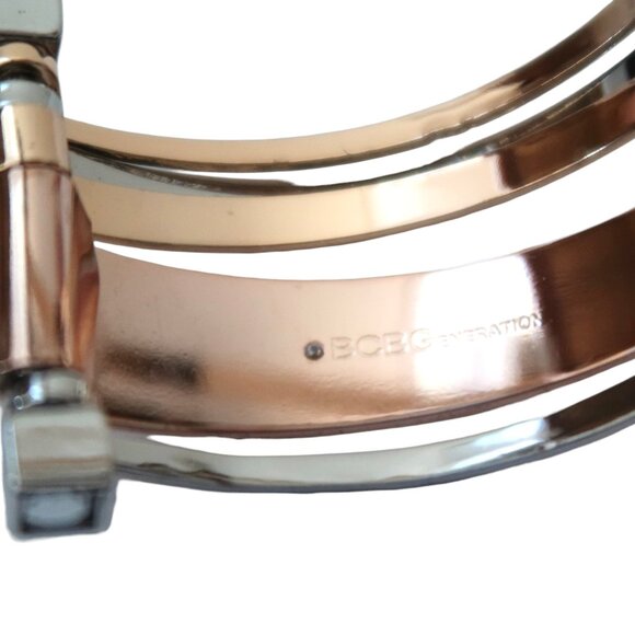 BCBGENERATION Tri Tone cutout cuff bracelet - Picture 8 of 10
